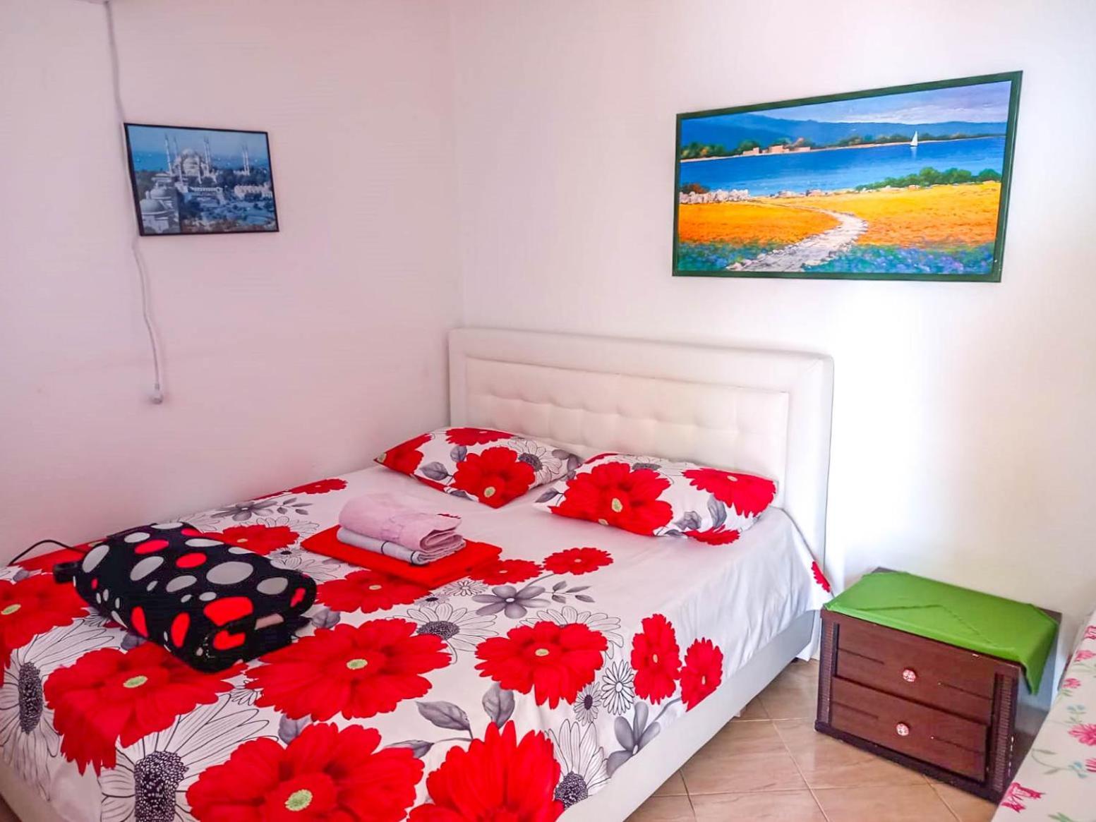 Sea View Apartments Vlorë 客房 照片