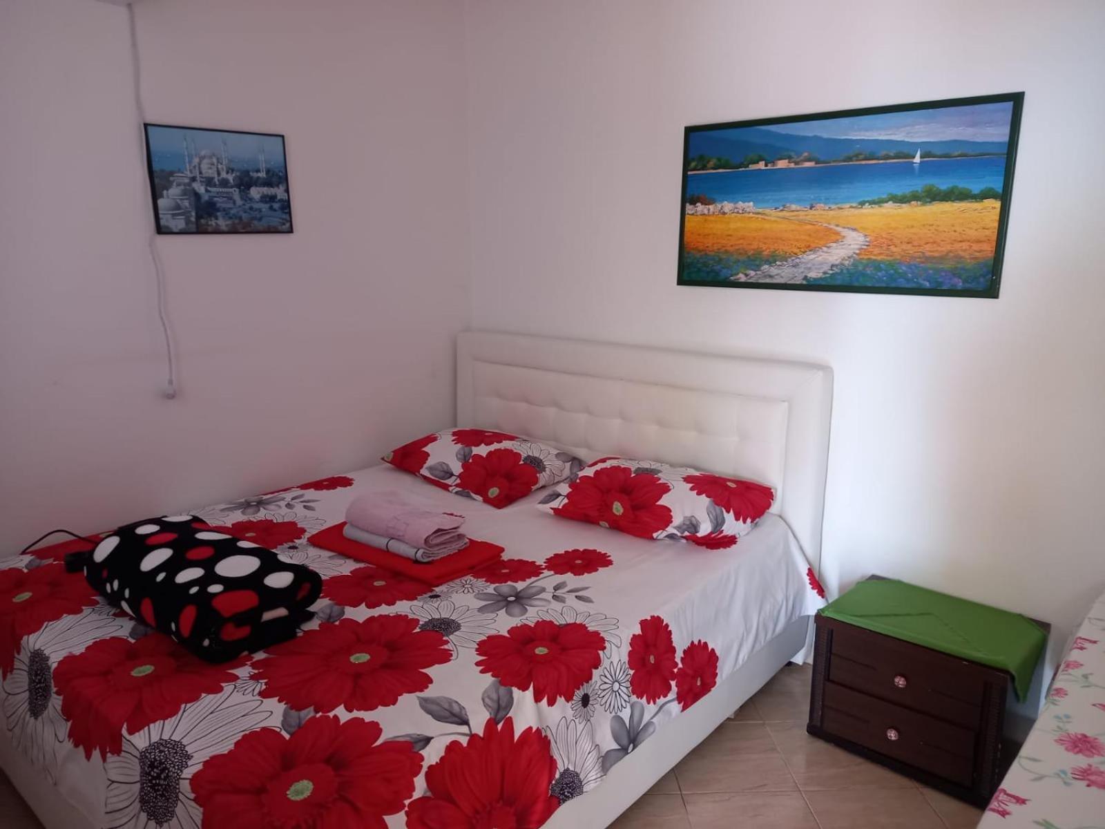 Sea View Apartments Vlorë 外观 照片